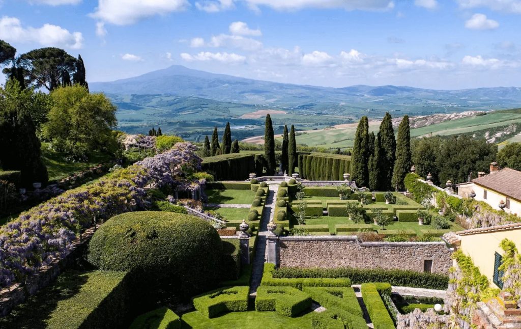 La Foce historical event venue in the Val D&#039;Orcia